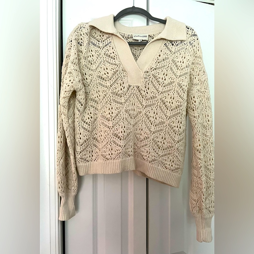 Summer sweater, size small